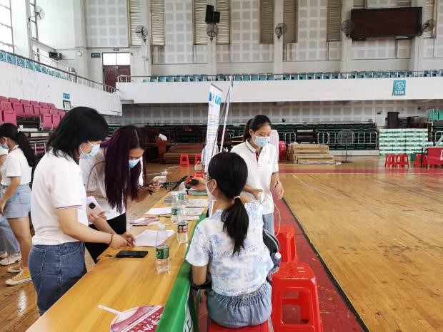 资助工作全程覆盖情暖金秋圆梦助学