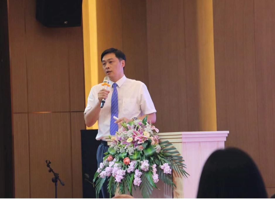 中南大学何旭辉教授荣获第三届“科学探索奖”