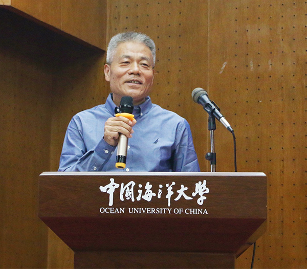 水产学院举办知名校友返校报告会