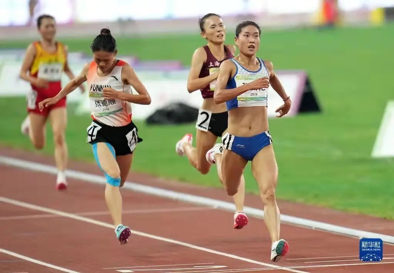 西北师大学生张新艳荣获2021年第十四届全运会女子5000米冠军