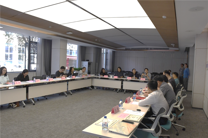 人文学院新学期班主任及兼职思政教师聘任仪式举行