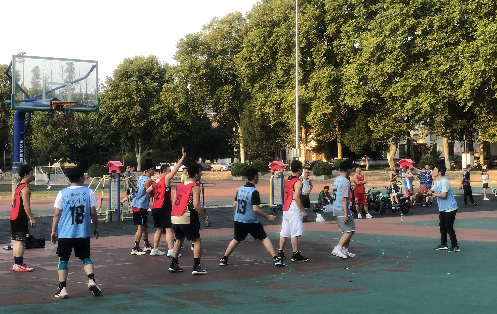 【新生周】生科院“齐乐杯”：师生在运动中共融齐乐