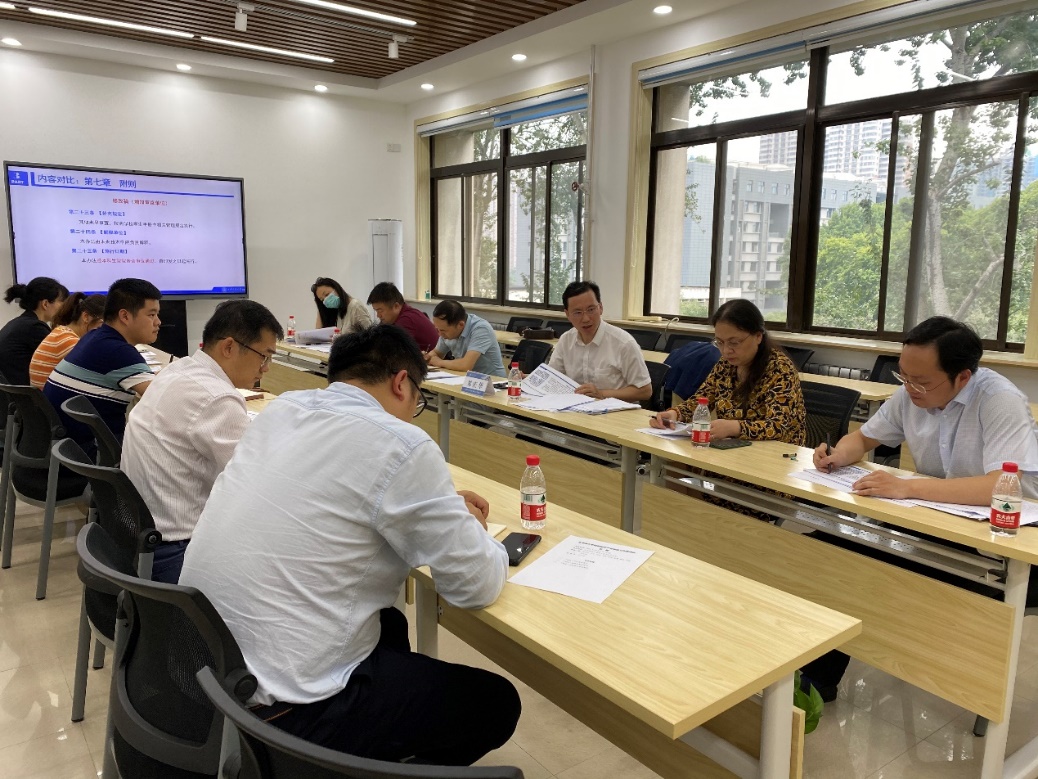 西安交大召开未来技术学院和现代产业学院工作推进会