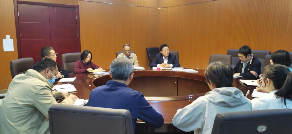党委常委、副校长张卫国到科研处调研指导工作