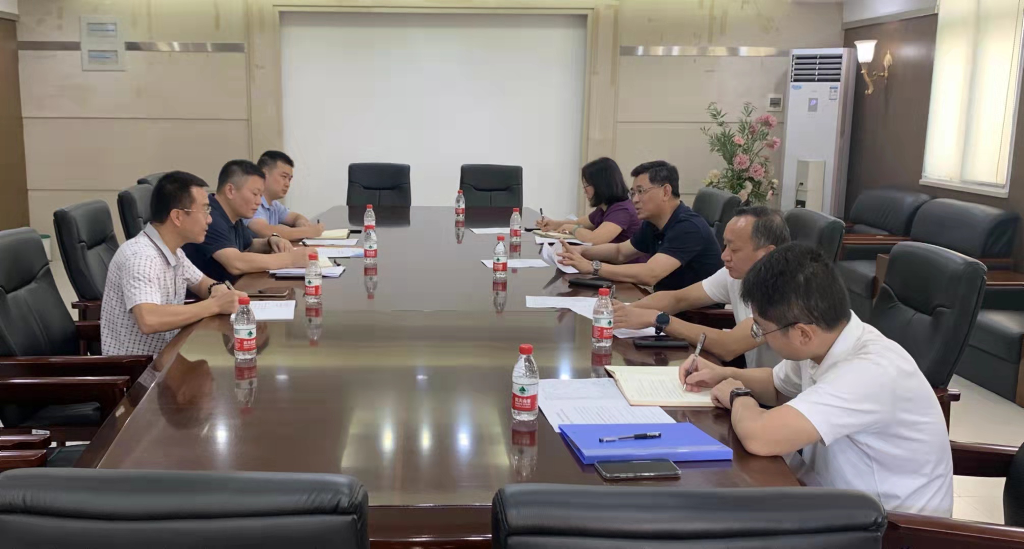 林如鹏书记指导我校乡村振兴帮扶工作