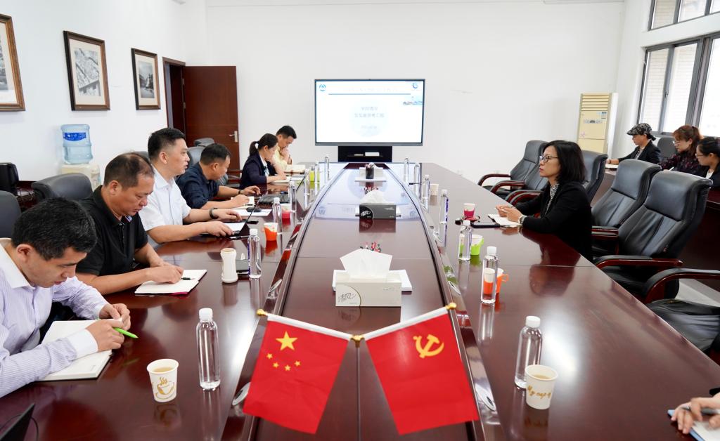 校领导走访调研人工智能与计算机学院