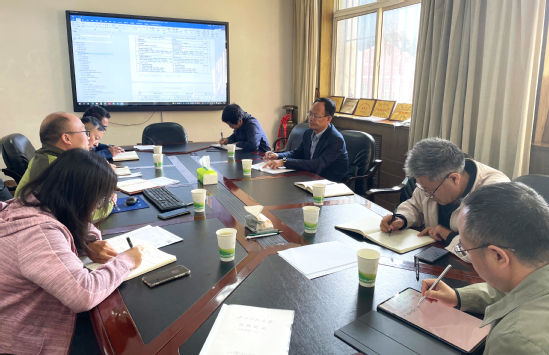 西北师大校领导监督检查两个议事规则落实情况