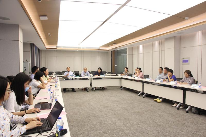 人文学院举行常规序列教师座谈会