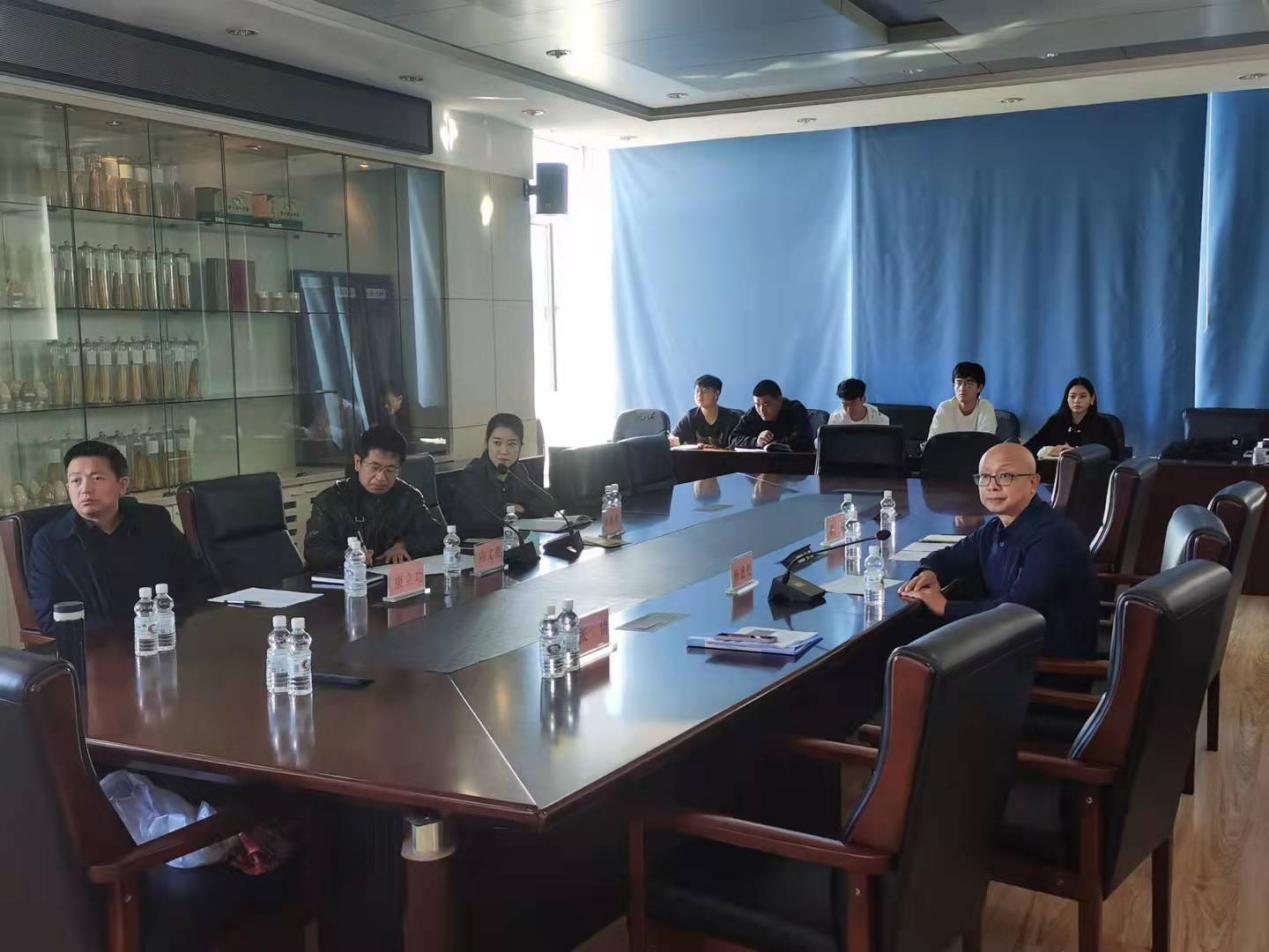 国家“农业科研杰出人才及其创新团队—玉米非生物逆境生理与调控创新团队”项目绩效评价会在我校顺利召开