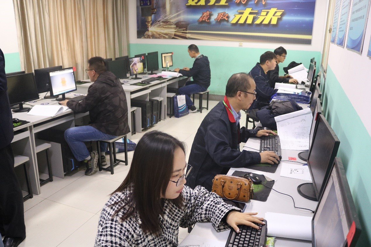 我校举办首届成人高等教育学生职业技能大赛