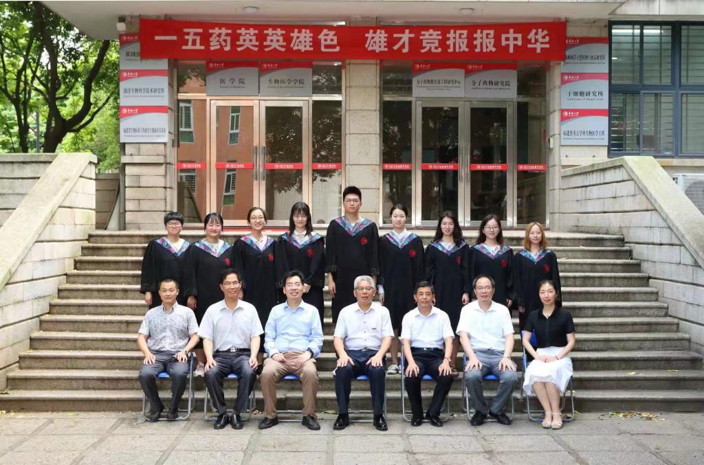 【“侨”榜样在身边】以服务为理念和信念的唐明青
