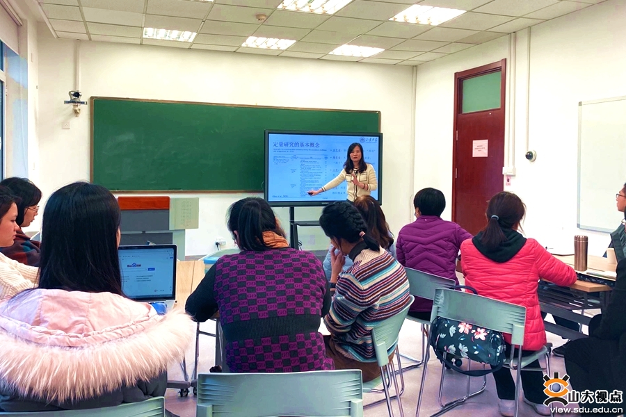 ［教育教学］教学研究方法主题工作坊举行