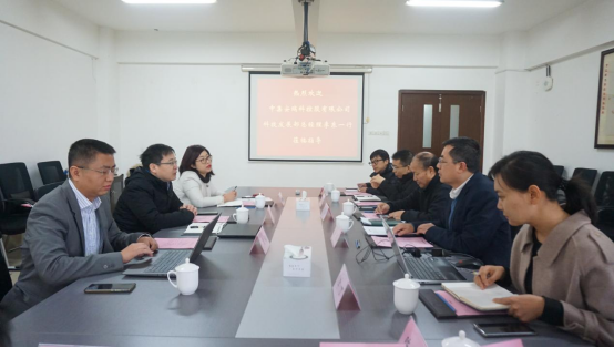 中集安瑞科控股有限公司科技发展部总经理李东一行来访我校