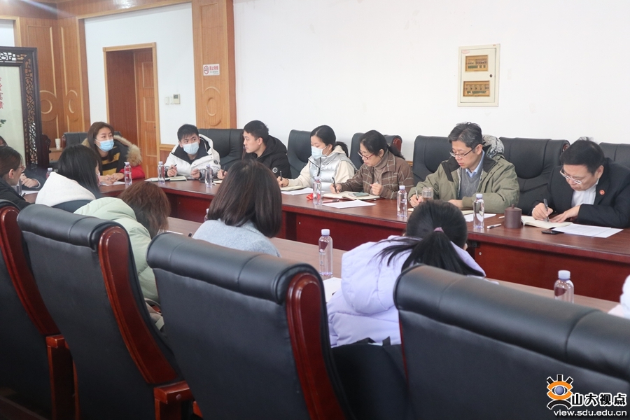 ［药学］召开“凝心聚力，携手共进”师生畅聊会