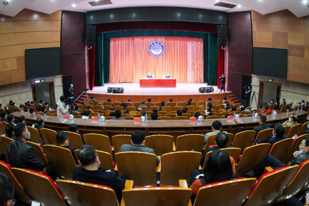学习贯彻党的十九届六中全会精神省委宣讲团来校宣讲