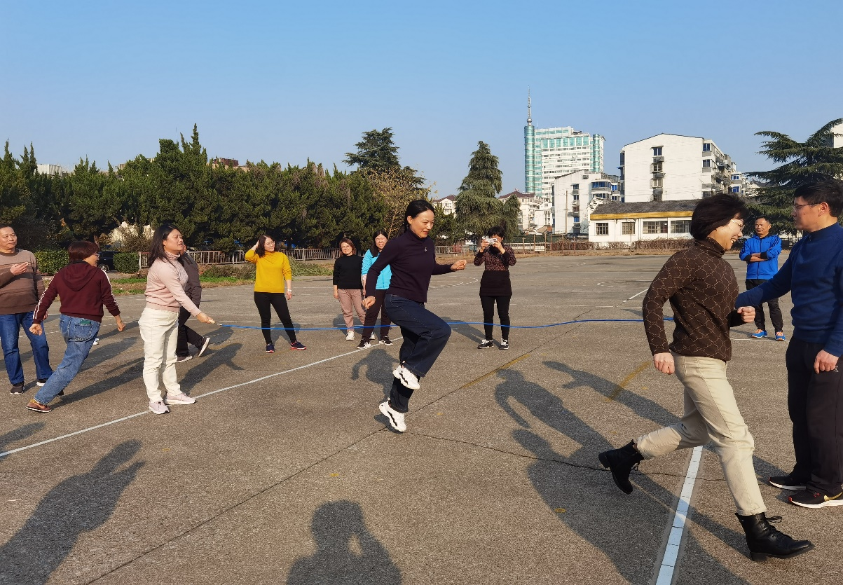 继续教育学院举办“文体活动月”系列活动