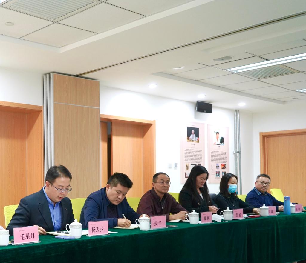 北语召开大学文化建设专题辅导员座谈会