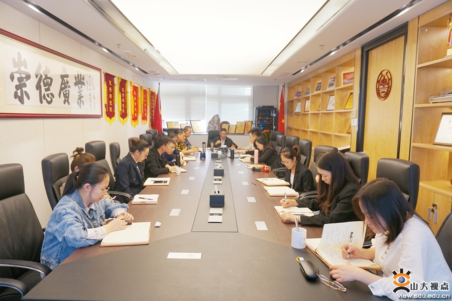 ［综合改革］深圳研究院召开转型发展务虚会