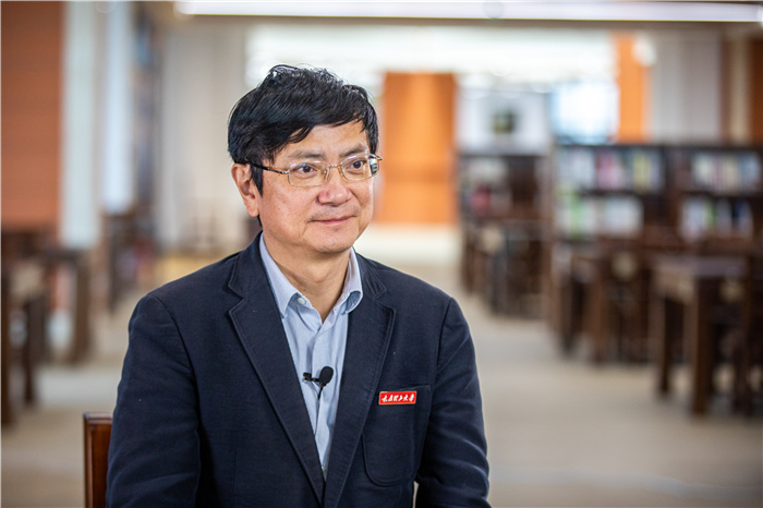 校党委书记郑强接受新华网《教育者说》首期专访：人才培养质量是大学的灵魂