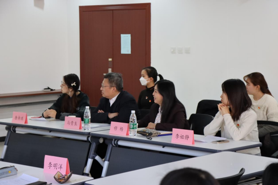 外国语学部本科生第一党支部开展主题党日活动