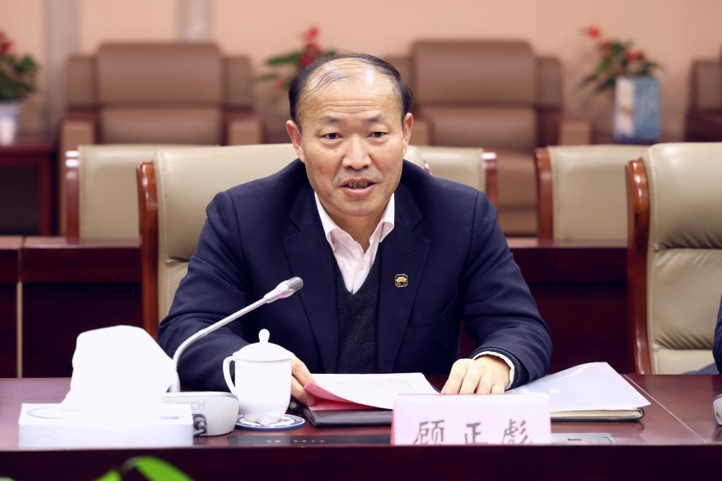 我校举行江南大学—巨能环境共建校企协同创新实验室签约暨邹光耀院士兼职教授受聘仪式
