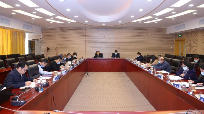 学校召开2021年交通安全委员会工作会议