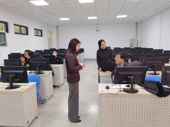 西北师大校领导调研学校教师教育课程