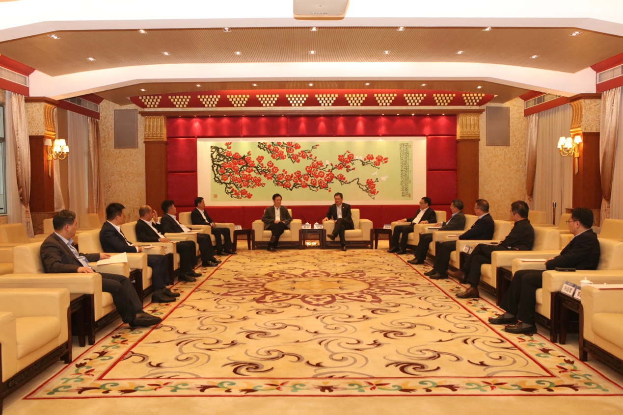 校领导会见校董校友和合作企业代表