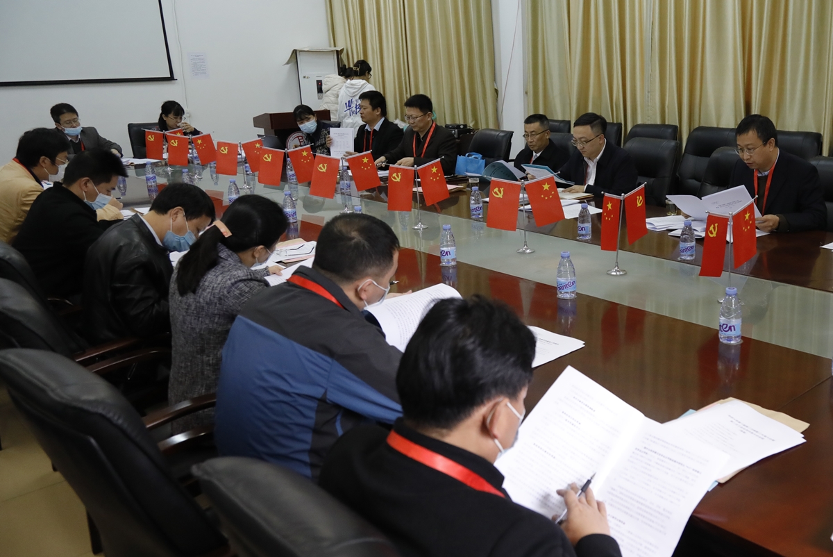 “双代会”代表之声：积极讨论擘画未来