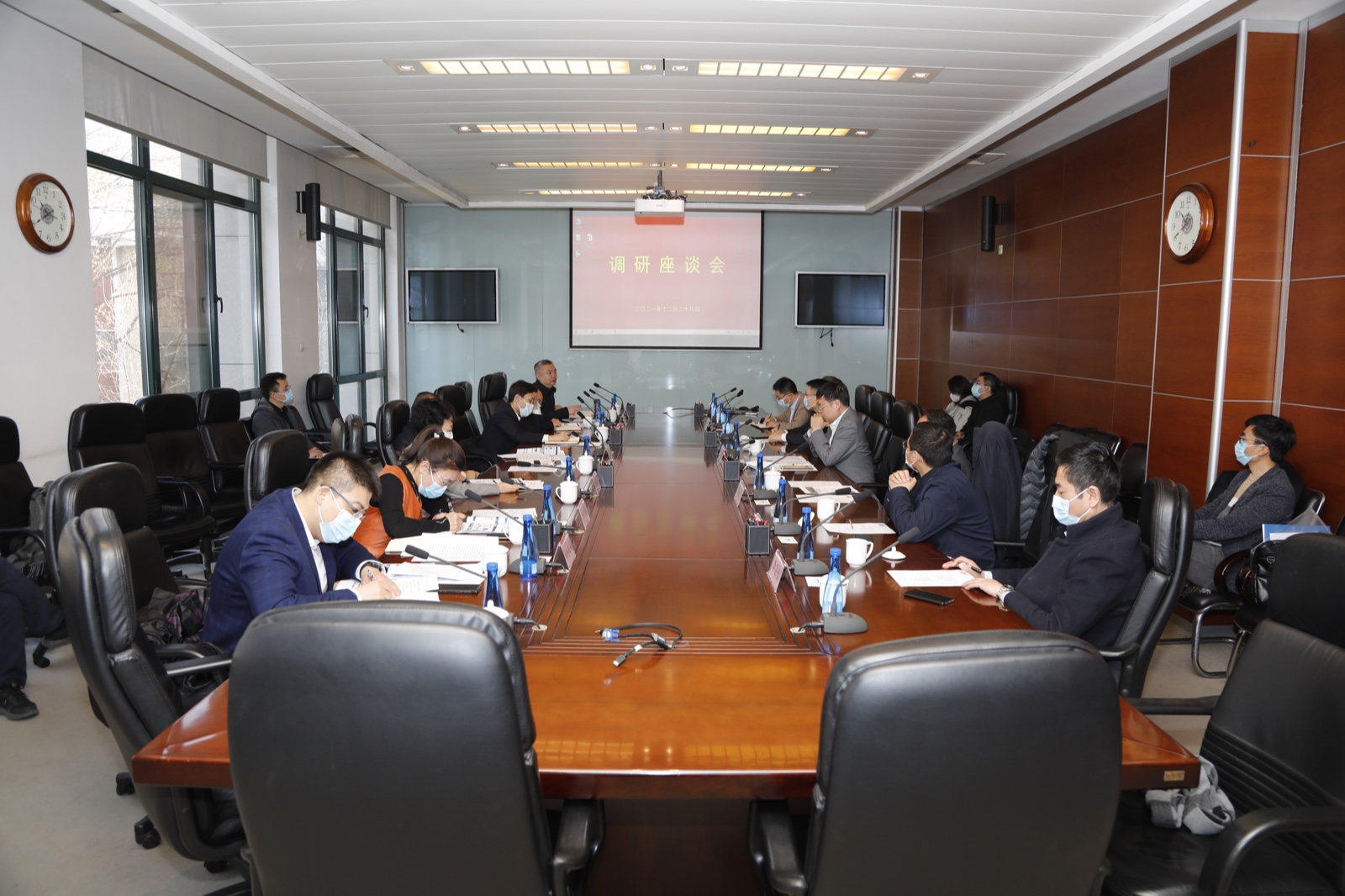 天津市副市长王卫东一行来我校调研“脑机交互与人机共融”实验室建设工作