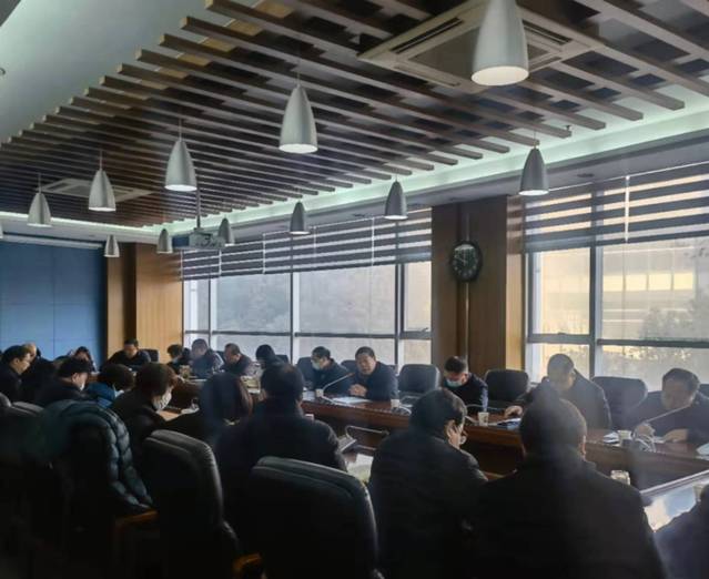 学校召开党史学习教育专题民主生活会征求意见座谈会