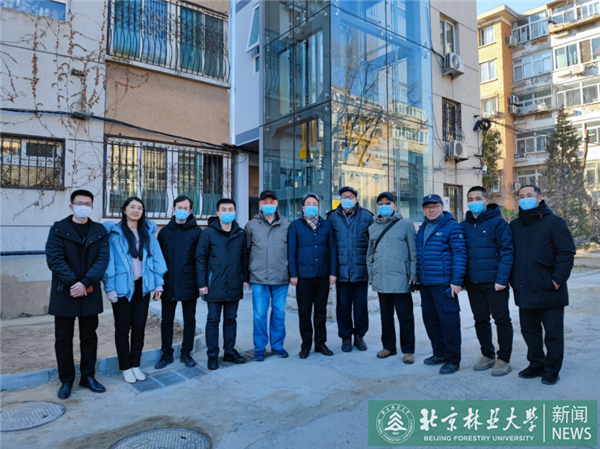 西家属区“平层入户”电梯顺利启用