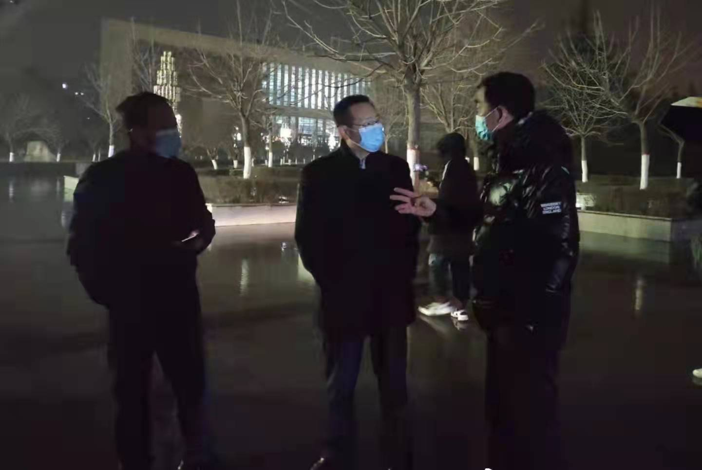 齐心战“疫”彰显“硬核”担当——我校学工干部全心守护学校疫情防控工作学生主阵地