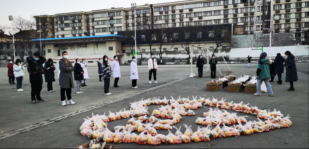 齐心战“疫”彰显“硬核”担当——我校学工干部全心守护学校疫情防控工作学生主阵地