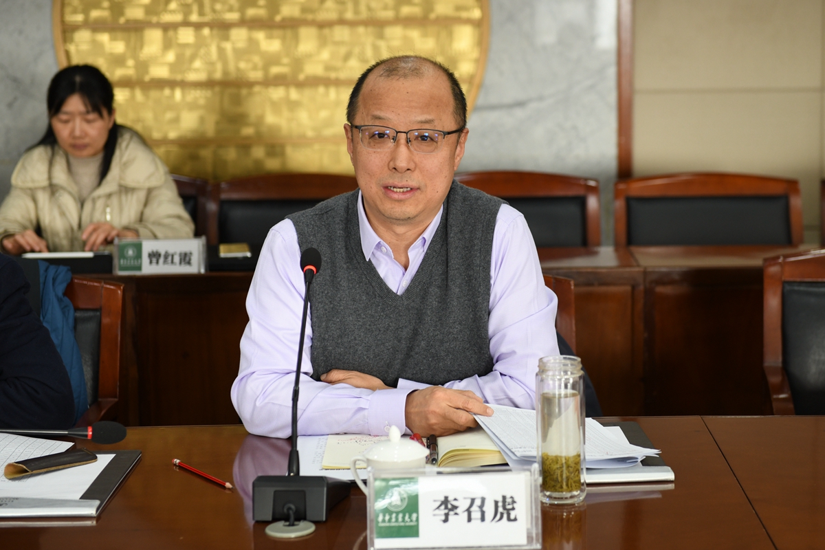 高翅李召虎寄语归国教师：精忠报国立德树人守正创新转变思想新起点开启新征程