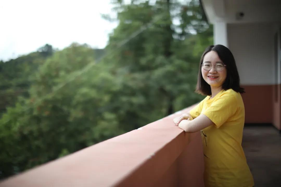 数学科学学院团委书记彭婧荣获第十三届“中国青年志愿者优秀个人奖”