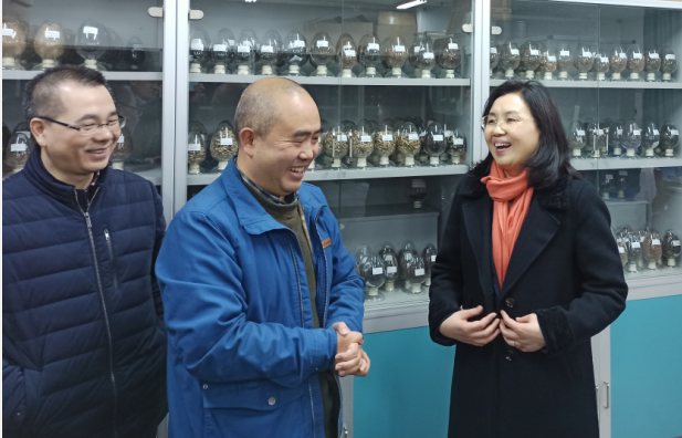 党委书记庄天慧到林学院调研生物多样性标本建设工作