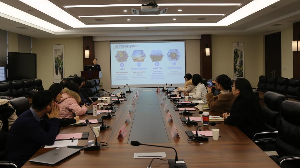 卡特彼勒技术研发（中国）有限公司与江南大学物联网工程学院校企合作交流会举行