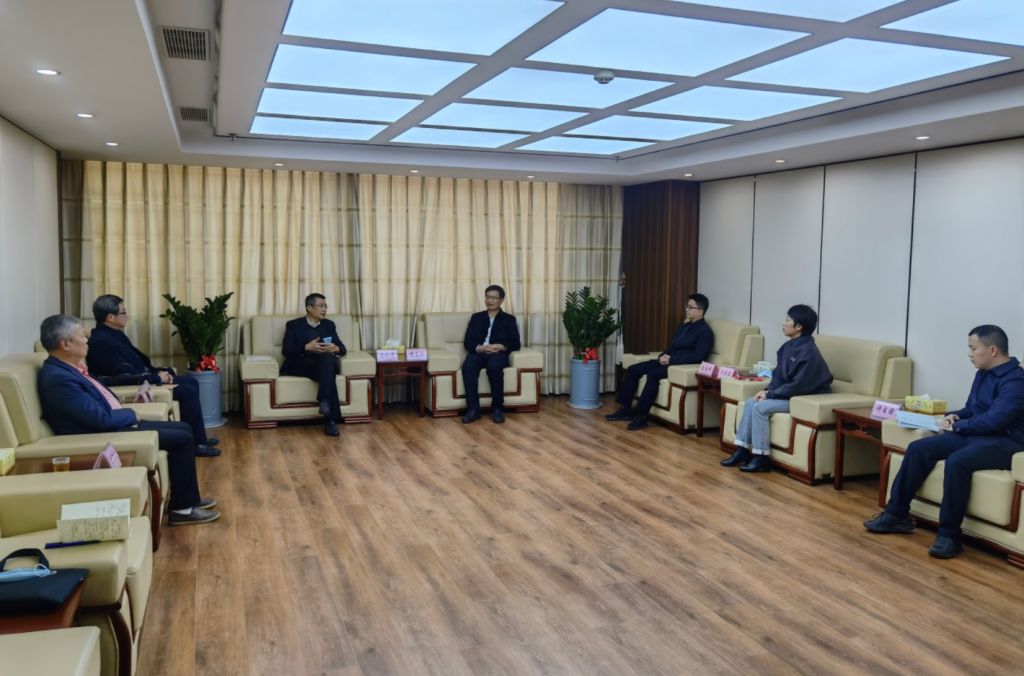 我校走访石狮市