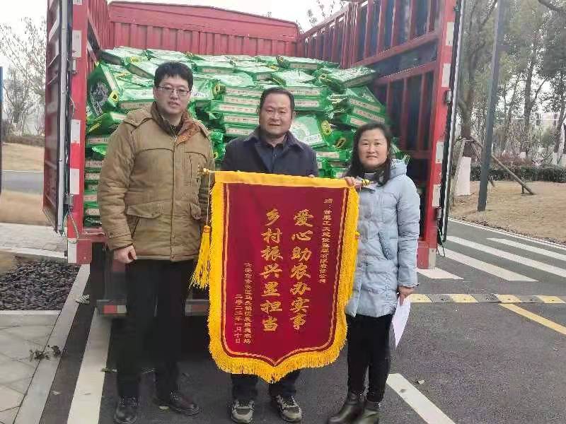 产业帮扶显成效，崔店村生态大米热销合工大