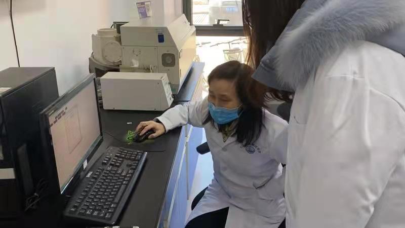 疫情下的化工学院大型仪器测试平台团队：为了“预约在线、测试不断”的承诺