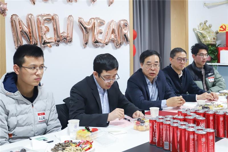 机械与动力工程学院举办2022年新春慰问活动