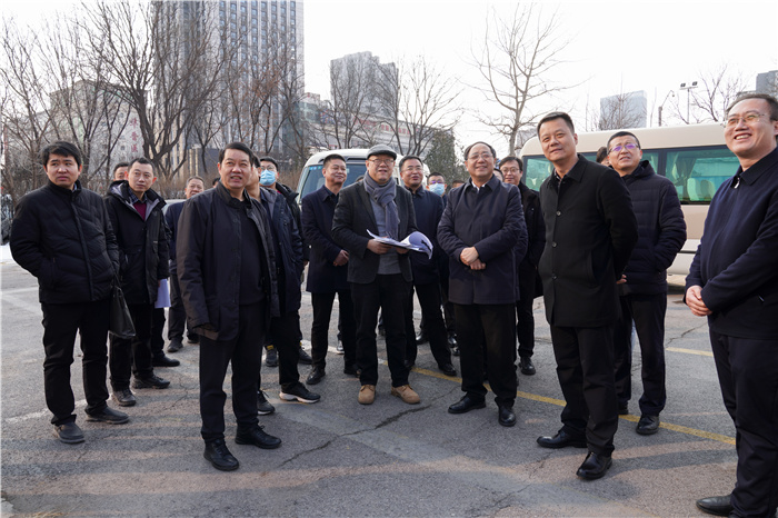 太忻经济一体化发展太原区运营中心常务副主任、万柏林区委书记杨俊民来校考察调研