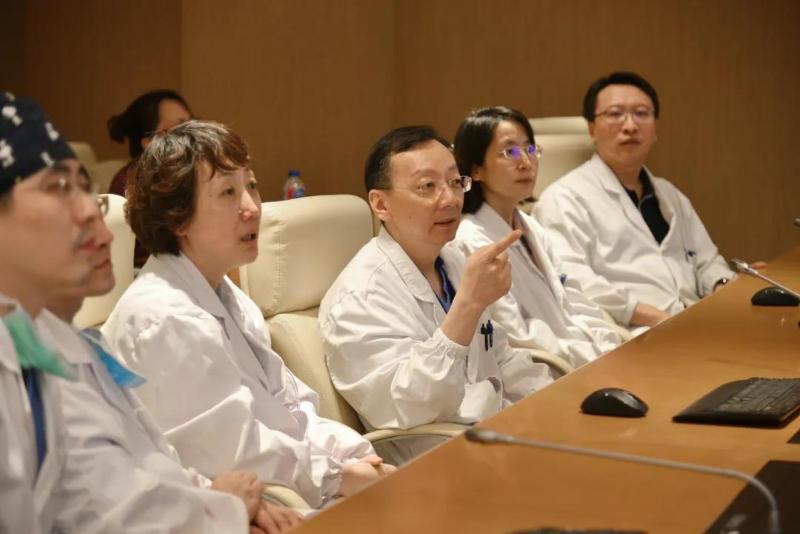 附属胸科医院牵头撰写国家级报告：数十年磨一剑，临床和研究并驱，为纵隔疾病患者赢得未来
