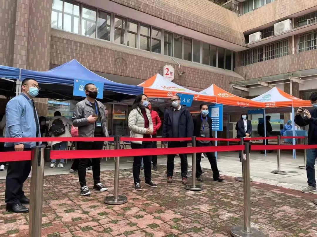 春满广大学子返校进行时
