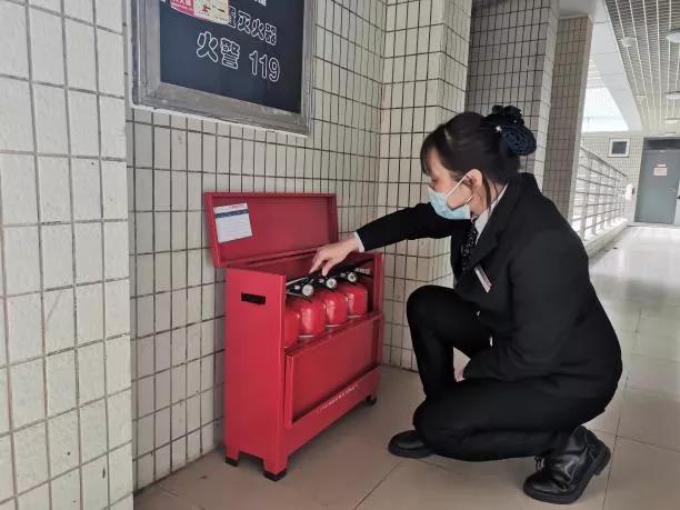 春满广大学子返校进行时