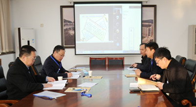 校领导检查新学期本科线上教学工作