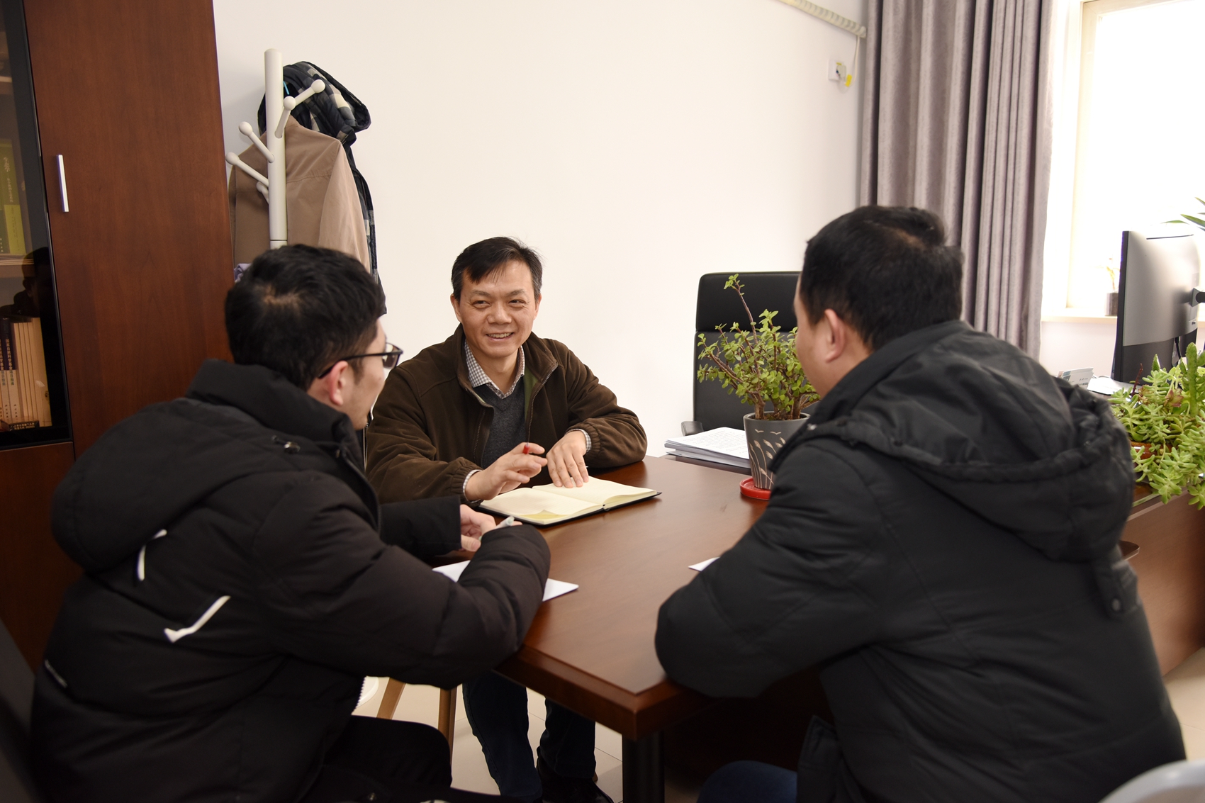 【师者】谭文峰：身教言传沃土情深