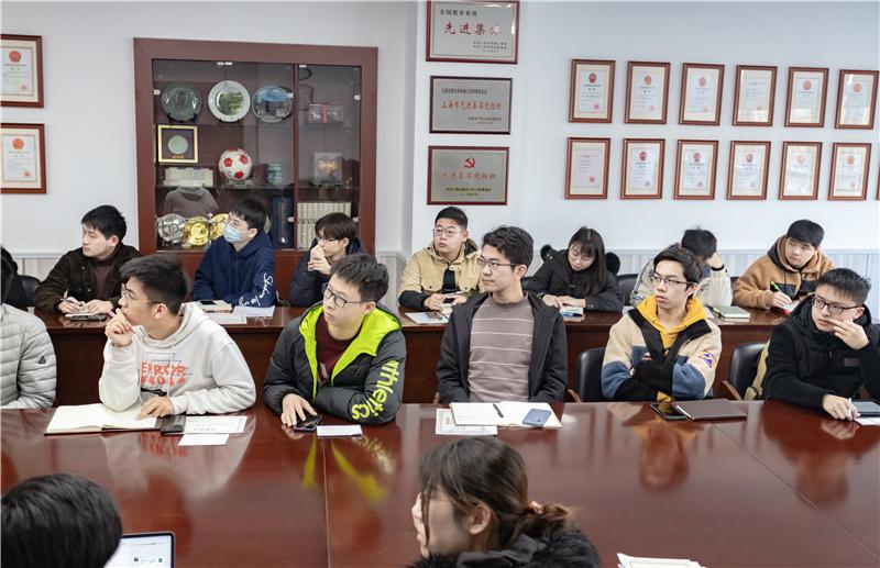 机械与动力工程学院召开新学期学生党支部书记会议