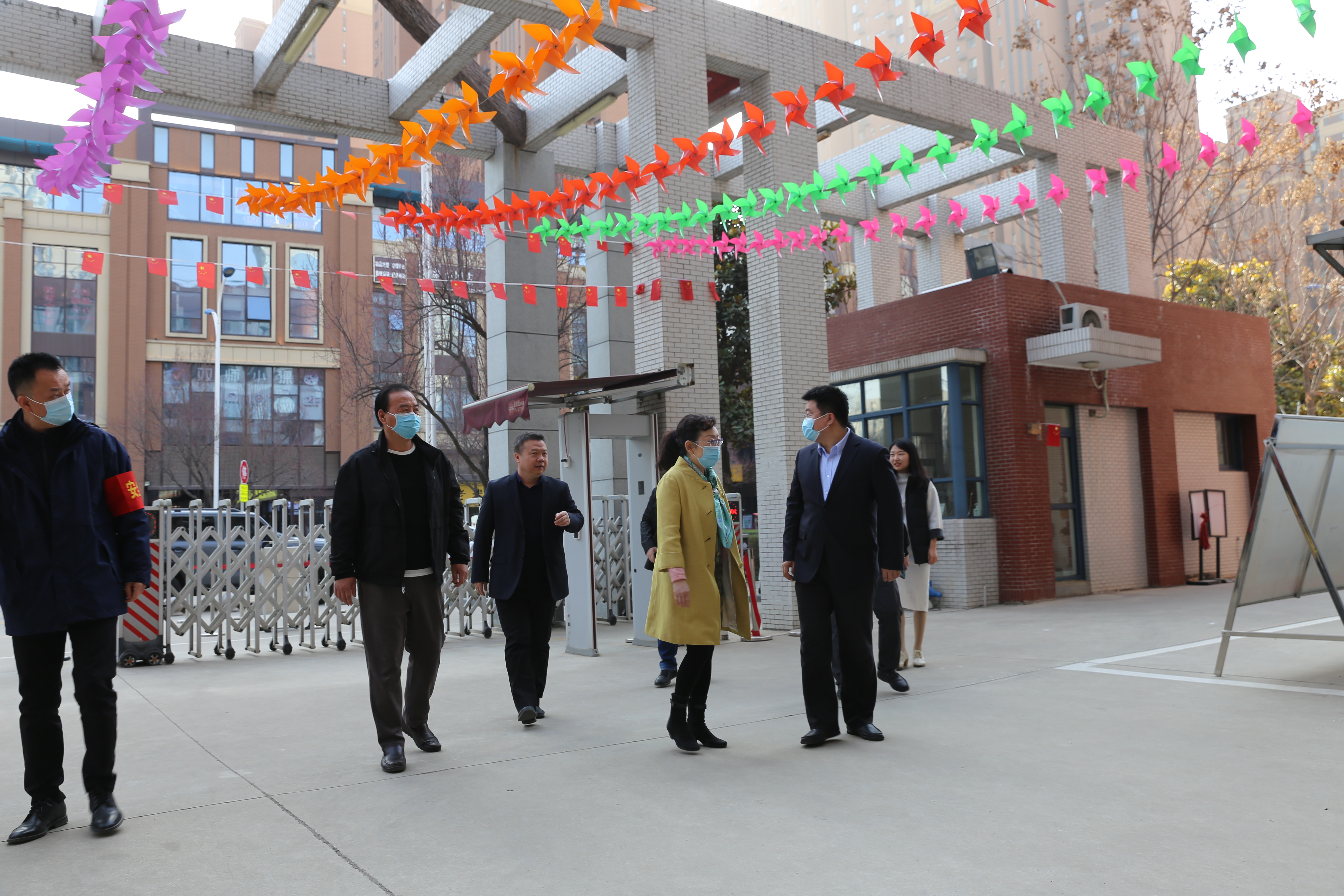 校领导赴大学城学校调研工作